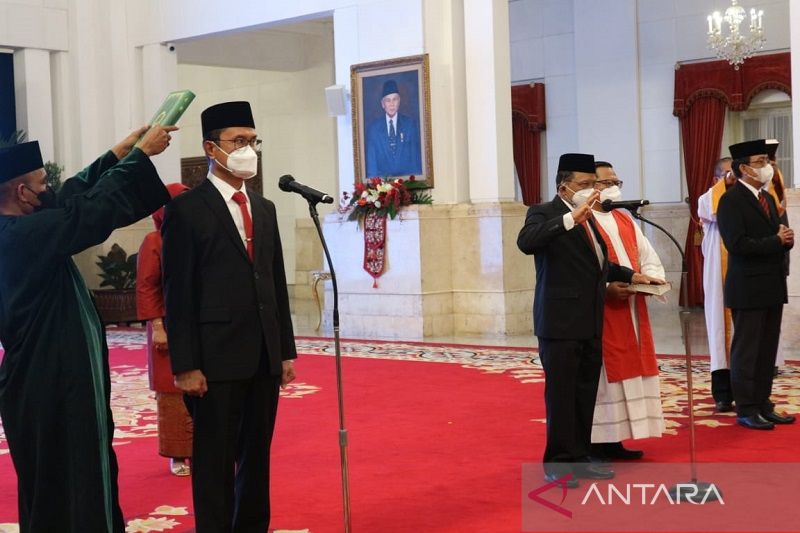 Presiden Jokowi Lantik Anggota Dkpp Unsur Tokoh Masyarakat