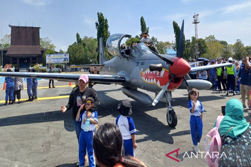 Dua Pesawat Super Tucano TNI AU Jatuh Di Pasuruan