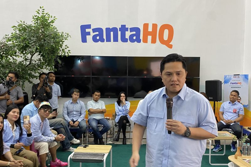 Erick Thohir Kunjungi TKN Fanta Ajak Menangkan Prabowo Gibran