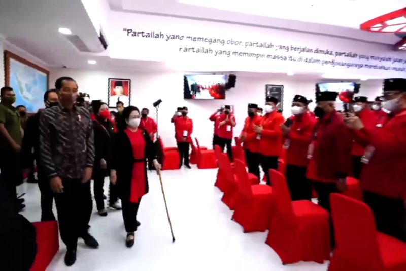 Presiden Beberkan Isi Pertemuan 3 Jam Dengan Megawati Di Istana Negara