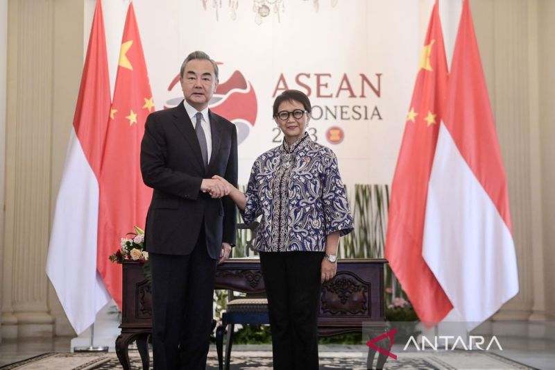 Pertemuan Bilateral Indonesia Dengan China