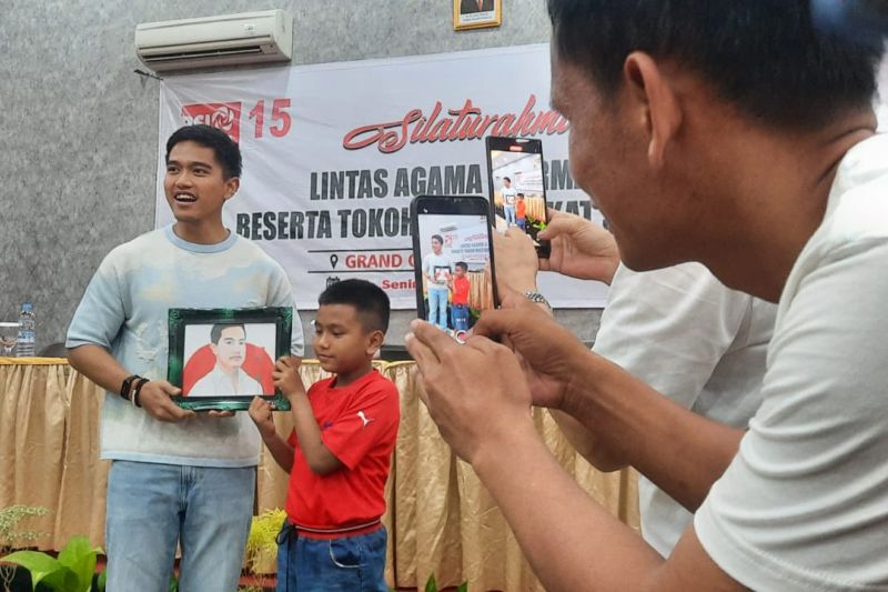 Kaesang: Kesejahteraan guru harus berimbang dengan pemenuhan gizi anak