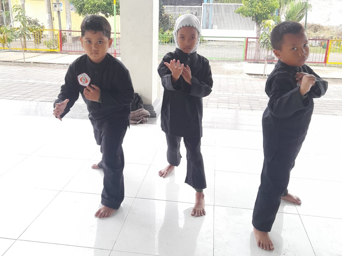 Kegiatan Ekstrakurikuler Pencak Silat